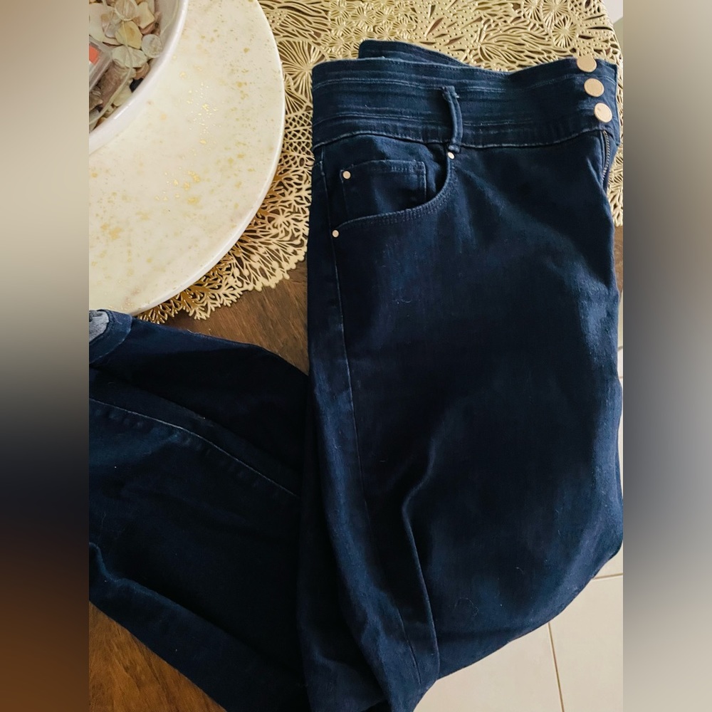 Ann Taylor Dark Wash Skinny Jeans - Picture 4 of 4